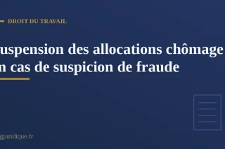 Illustration d'un demandeur d'emploi recevant une notification de suspension de ses allocations chômage pour fraude